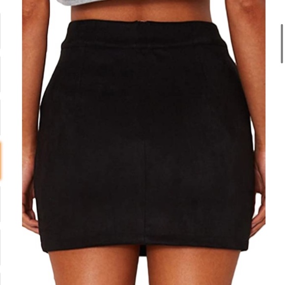 🖤🔥Sexy Black suede skirt🔥🖤 NWOT - Picture 3 of 6